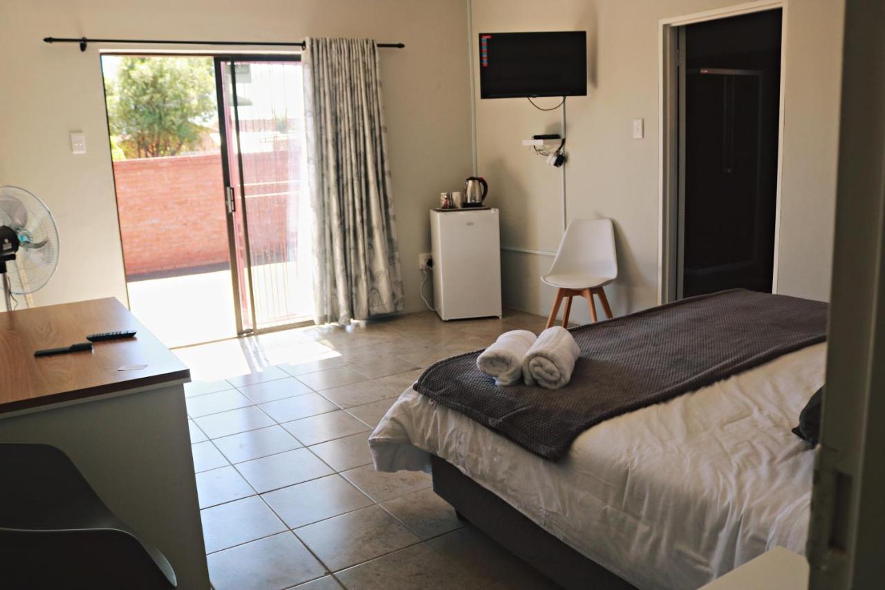 My Guesthouse Kimberley Εξωτερικό φωτογραφία