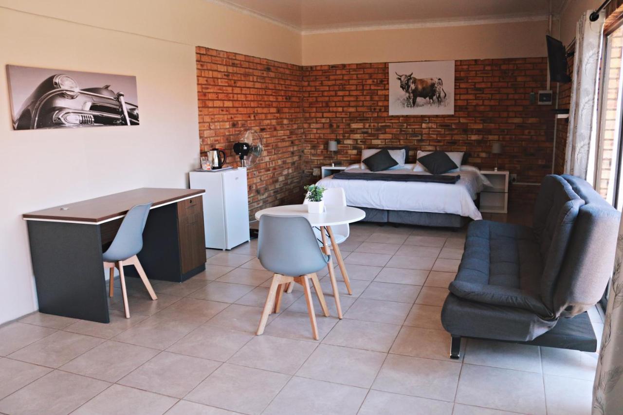 My Guesthouse Kimberley Εξωτερικό φωτογραφία