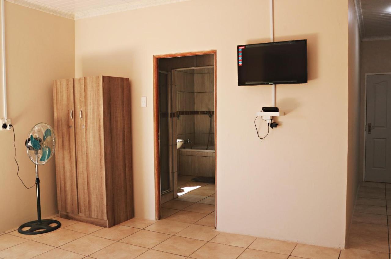 My Guesthouse Kimberley Εξωτερικό φωτογραφία