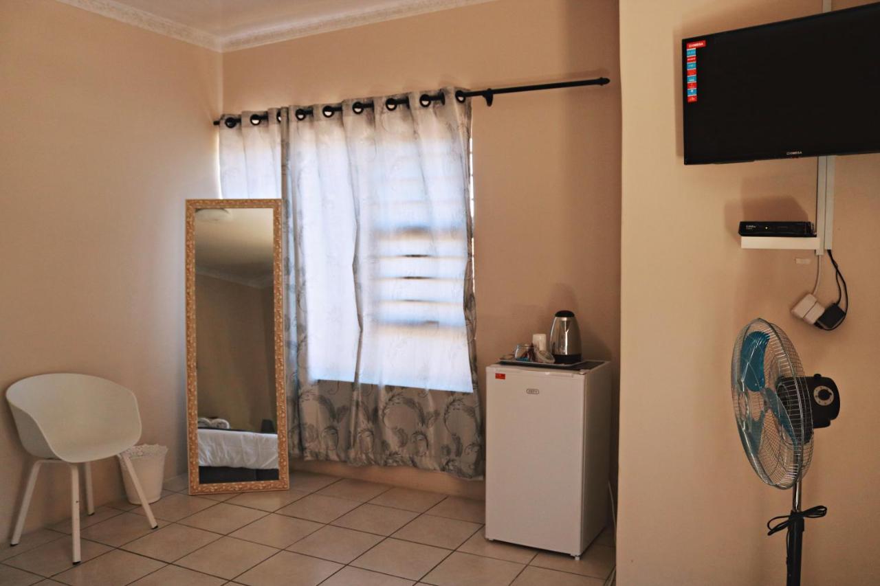 My Guesthouse Kimberley Εξωτερικό φωτογραφία