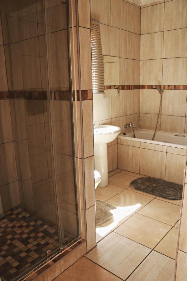 My Guesthouse Kimberley Εξωτερικό φωτογραφία