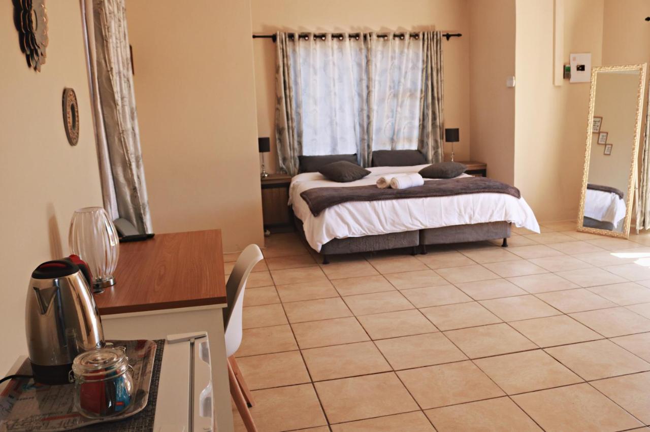 My Guesthouse Kimberley Εξωτερικό φωτογραφία